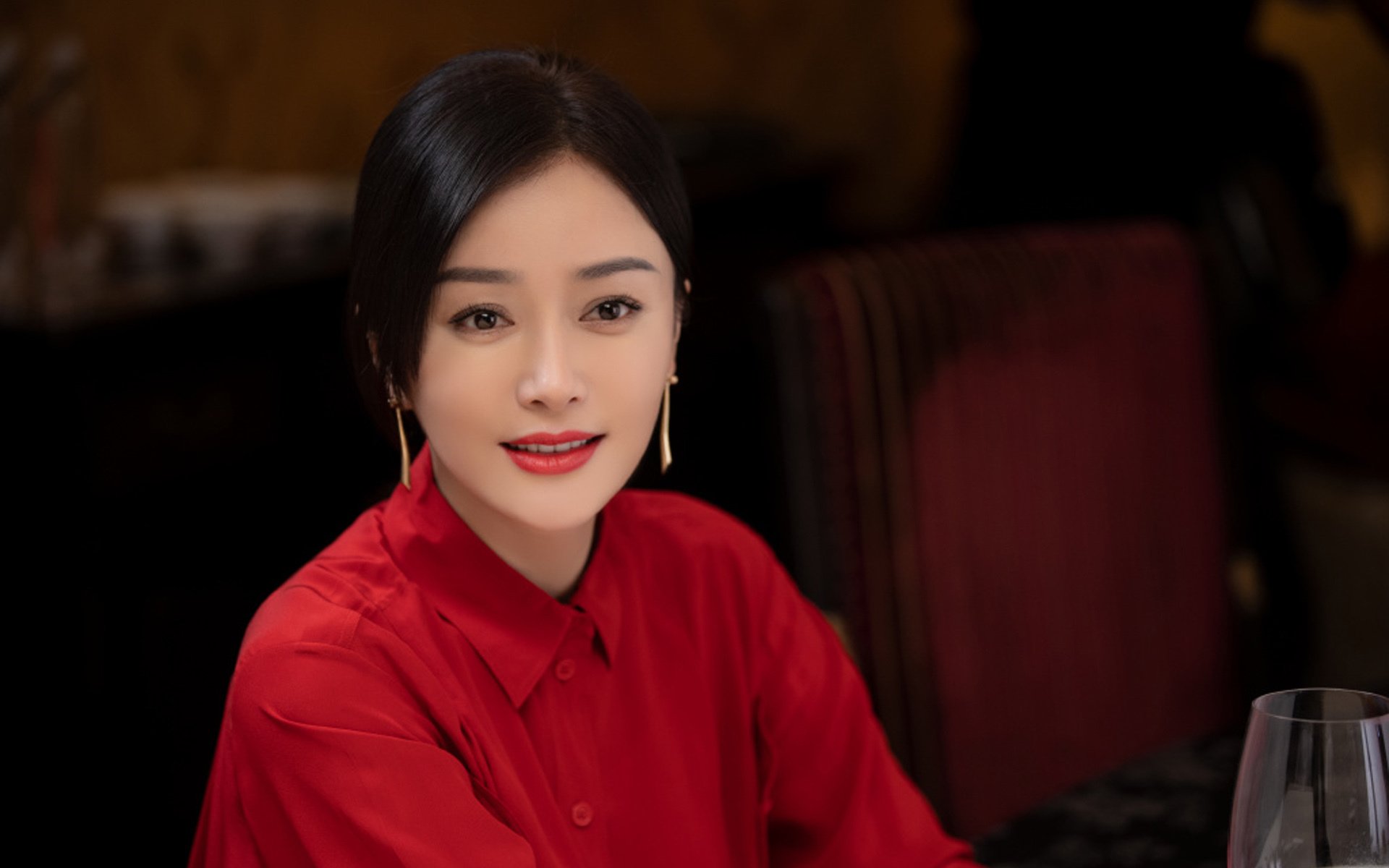 这是一篇为您定制的,基于唯一性和未来叙事视角的文章